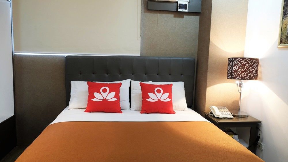 Oyo 24H City Hotel Near Makati Medical Center 마카티 외부 사진